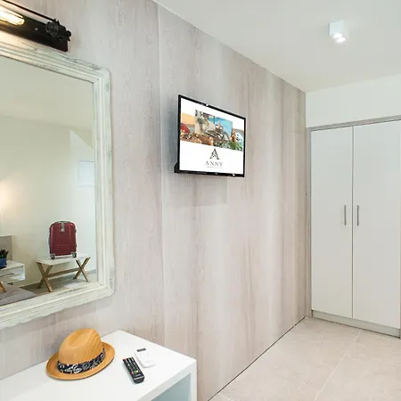 Anny's Residences & Hotel *