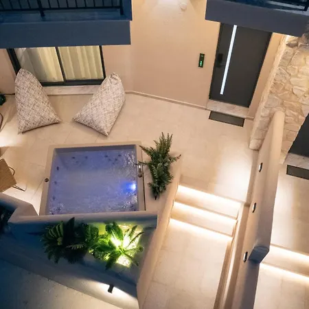 Anny's Residences & Hotel *