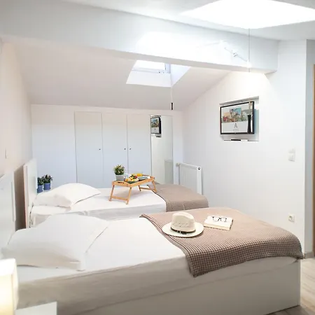 Ξενοδοχείο Anny's Residences & Σκάλα Καλλιράχης