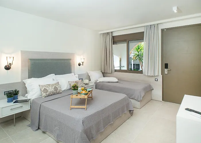 Ξενοδοχείο Anny's Residences & *