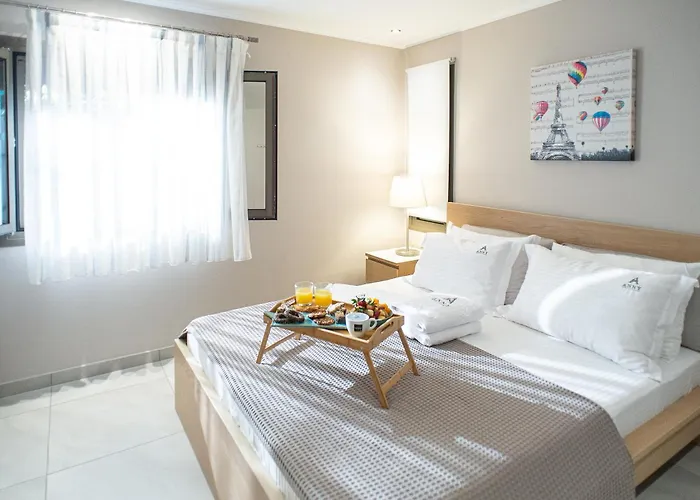 Ξενοδοχείο Anny's Residences & *