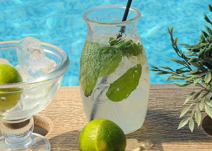 Anny's Residences & *