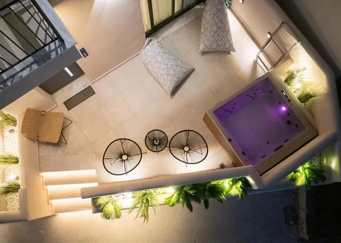 Anny's Residences & *